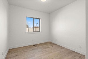 11-web-or-mls-9824-W-Virginia-City-Ln-11