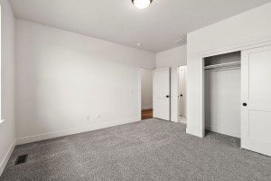 7-web-or-mls-1806-N-Black-Elm-Ln-7