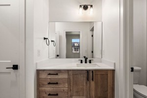 8-web-or-mls-1806-N-Black-Elm-Ln-8